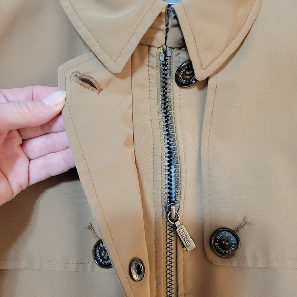 Barbour Rain Resistant Jacket - Picture 5 of 7